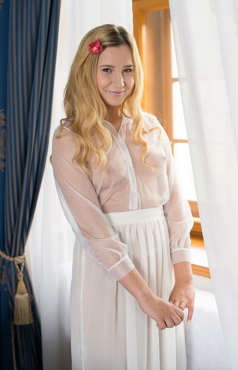 Диана, 70